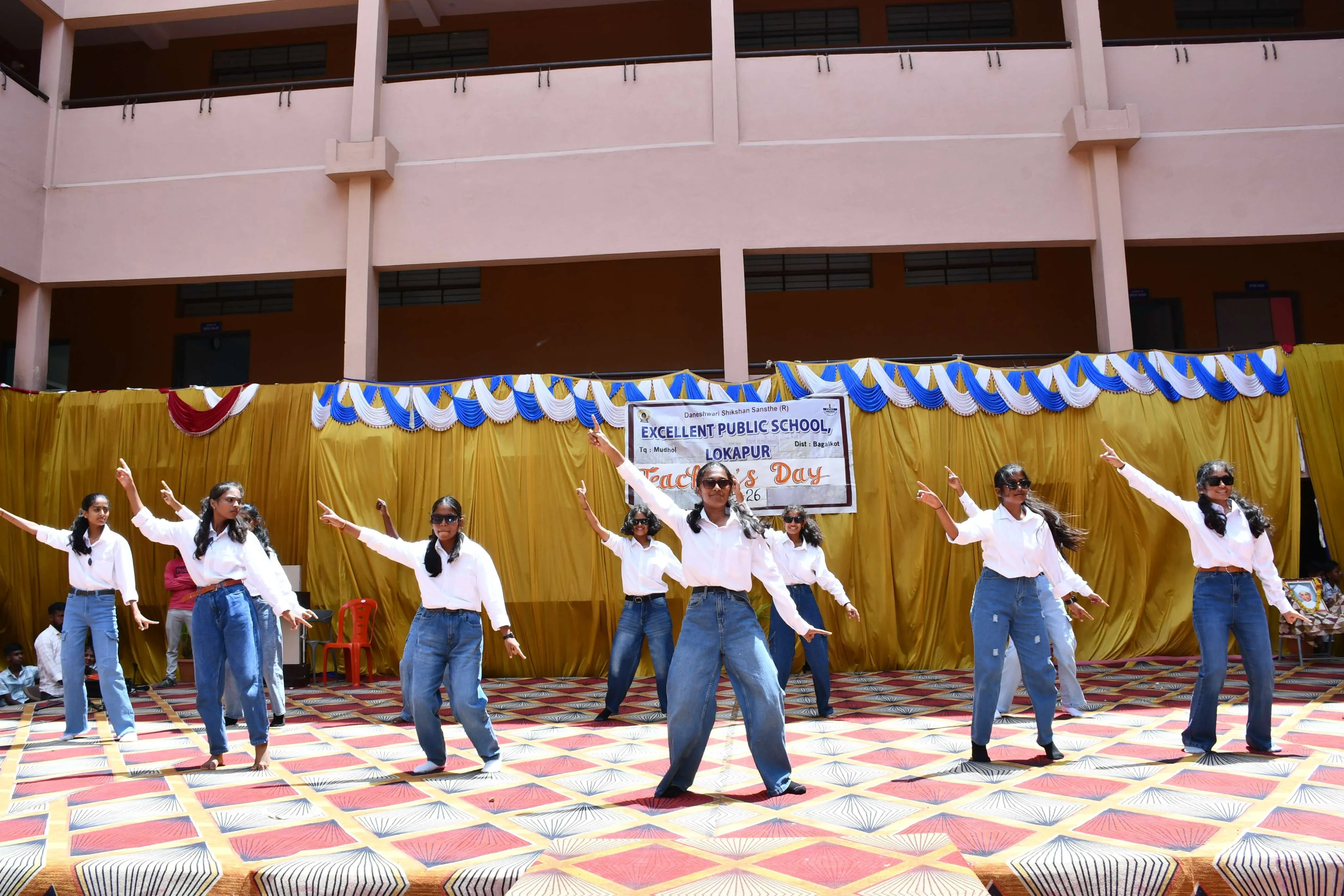 Excellent Public School Lokapur